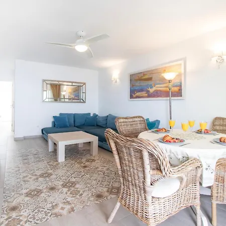 Spacious With Breath-taking Ocean Views, 13 Puerto de Santiago (Tenerife)