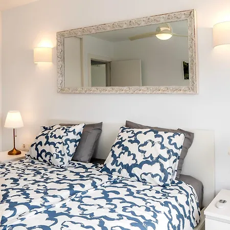 Spacious With Breath-taking Ocean Views, 13